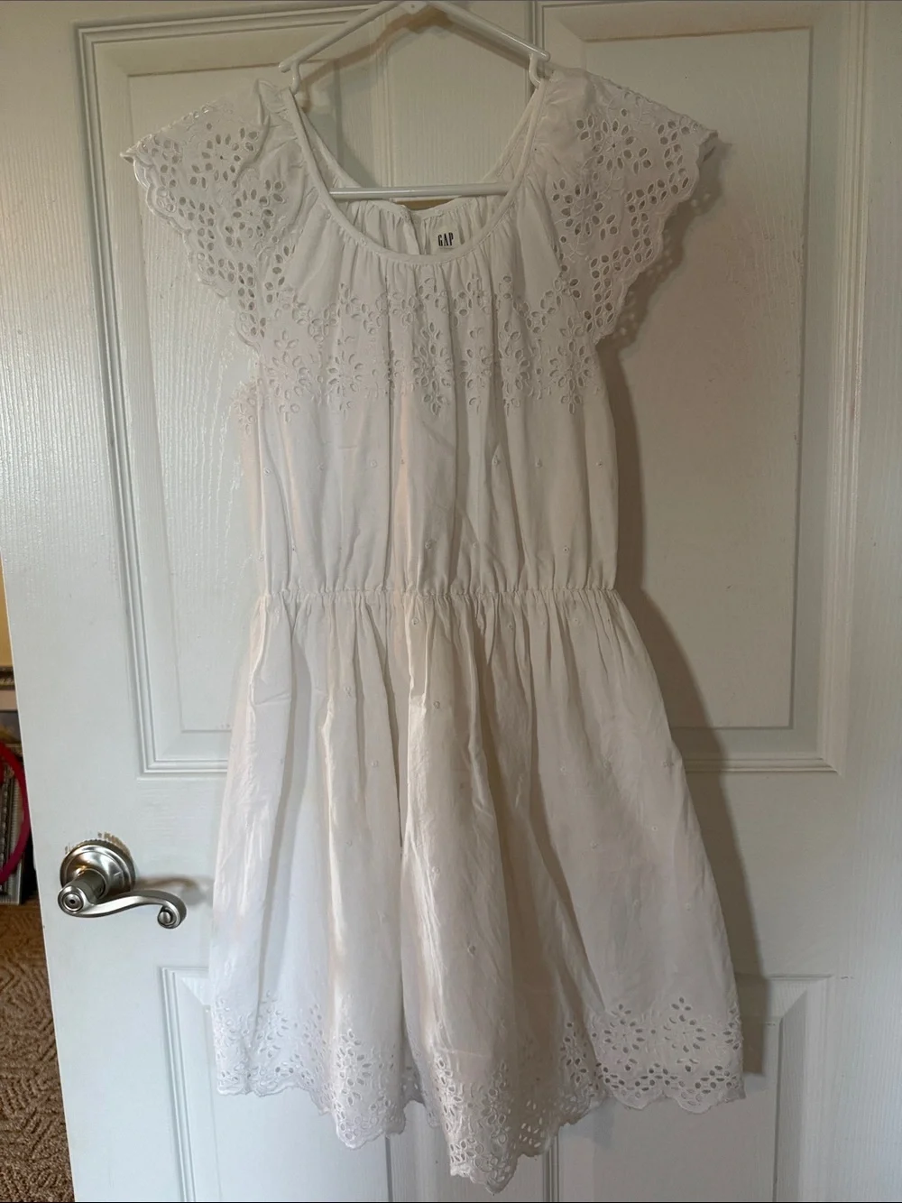 GAP White Eyelet Flutter-Sleeve Cotton Dress
